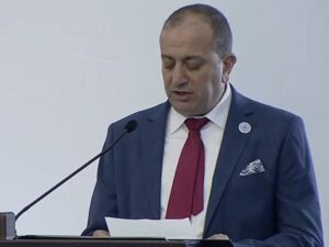 لأسباب صحية.. وزير الرياضة والشباب يقدم استقالته من منصبه