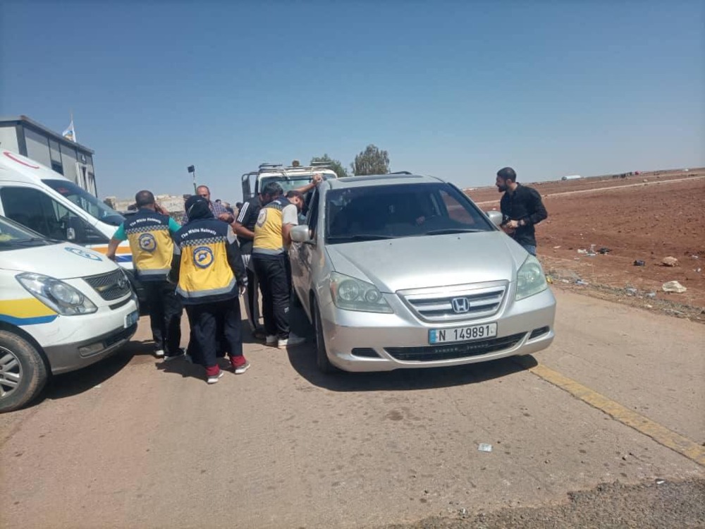 من وإلى السويداء.. عبور متبادل لعائلات عبر معبر بصرى الشام الإنساني