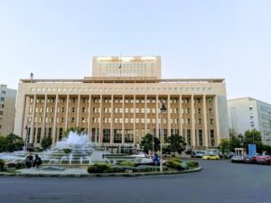 نائب حاكم المصرف المركزي: النظام المصرفي سيعود إلى سويفت خلال أقل من شهرين