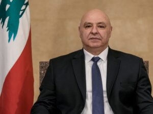 الرئيس اللبناني يؤكد دعم بلاده وحدة سوريا واستقرارها