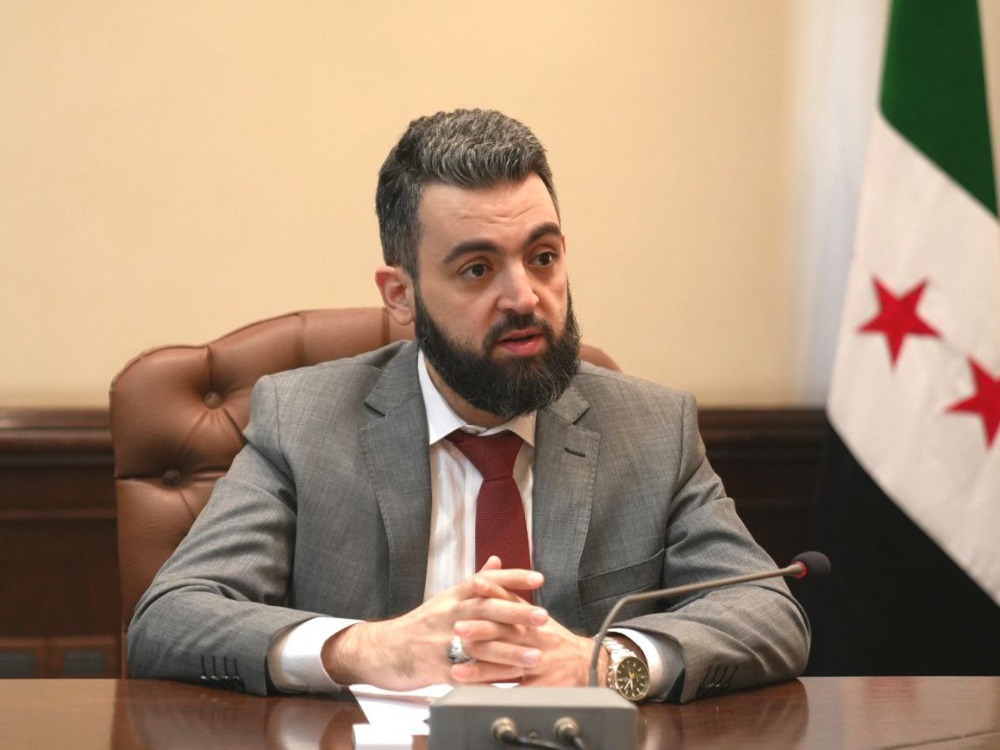 وزير الإدارة المحلية: المشاريع الموقعة ستوفّر آلاف فرص العمل وتنعش الاقتصاد الوطني