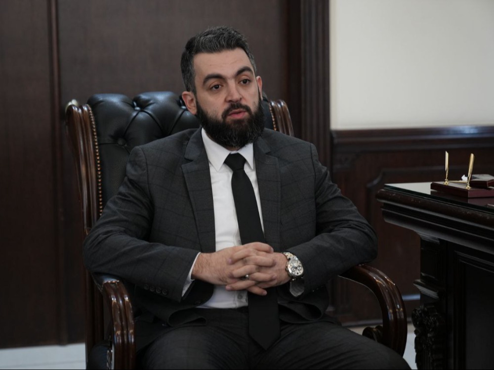 وزير الإدارة المحلية