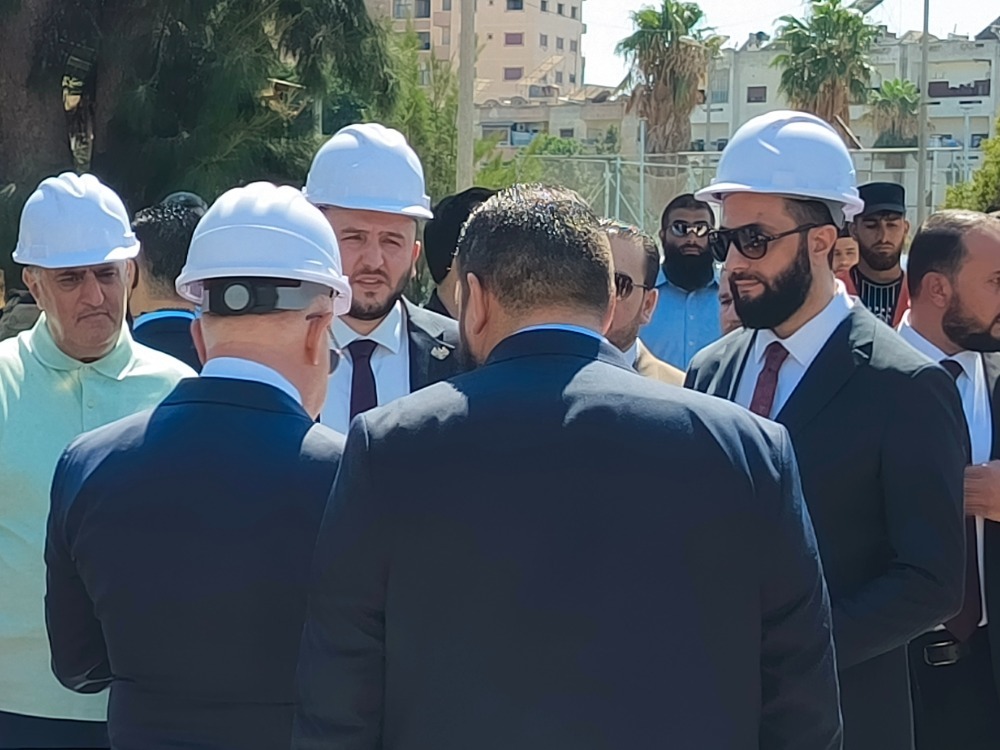 في أول زيارة.. الرئيس الشرع يصل حمص ويضع حجر الأساس لعدة مشاريع