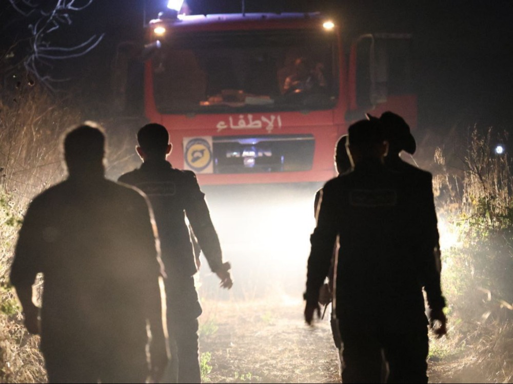 الأمن الداخلي يساند الدفاع المدني في إخماد حرائق ريف اللاذقية