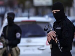 القبض على قائد مستودعات مهين لدى النظام البائد ومعاونه