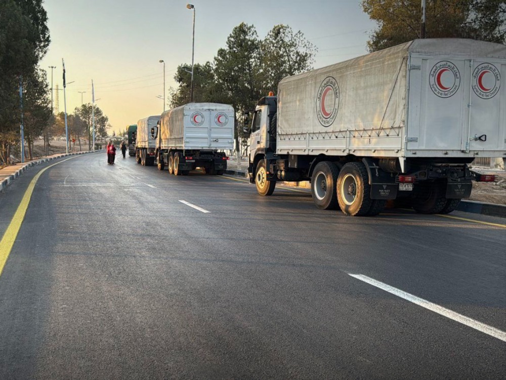 قافلة مساعدات إنسانية وأخرى تجارية في طريقها إلى السويداء