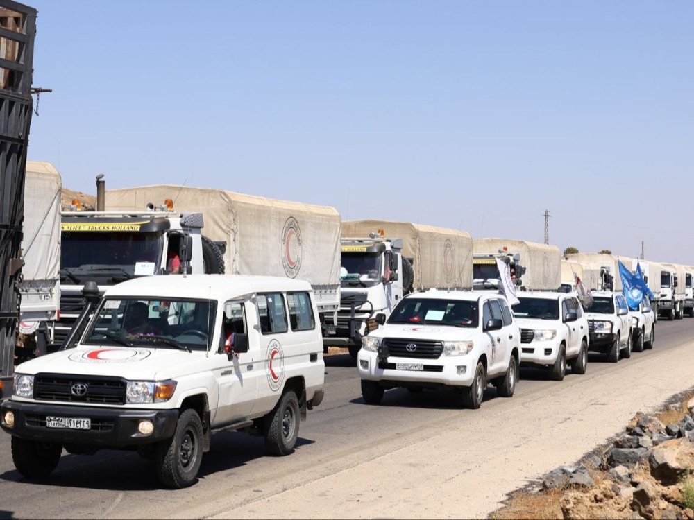 قافلة مساعدات للهلال الأحمر العربي السوري تصل إلى السويداء