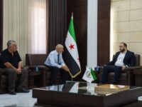حمص.. وفد من قرى متداخلة مع لبنان يطالب بفتح معبر إنساني