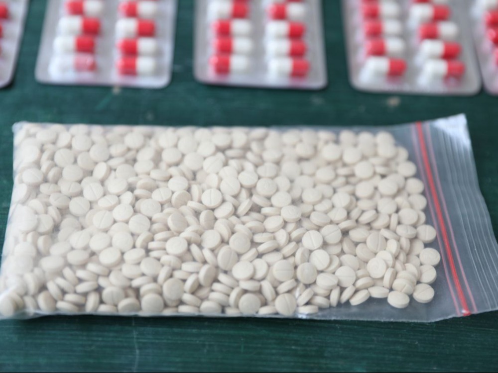 ضبط شحنة مخدرات معدة للتهريب إلى دولة الإمارات