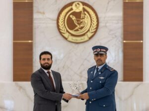 وزير الداخلية يزور قطر ويبحث التعاون في المجالات الأمنية