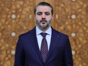 الشيباني يصل واشنطن في زيارة رسمية هي الأولى لوزير خارجية سوري منذ 25 عاماً