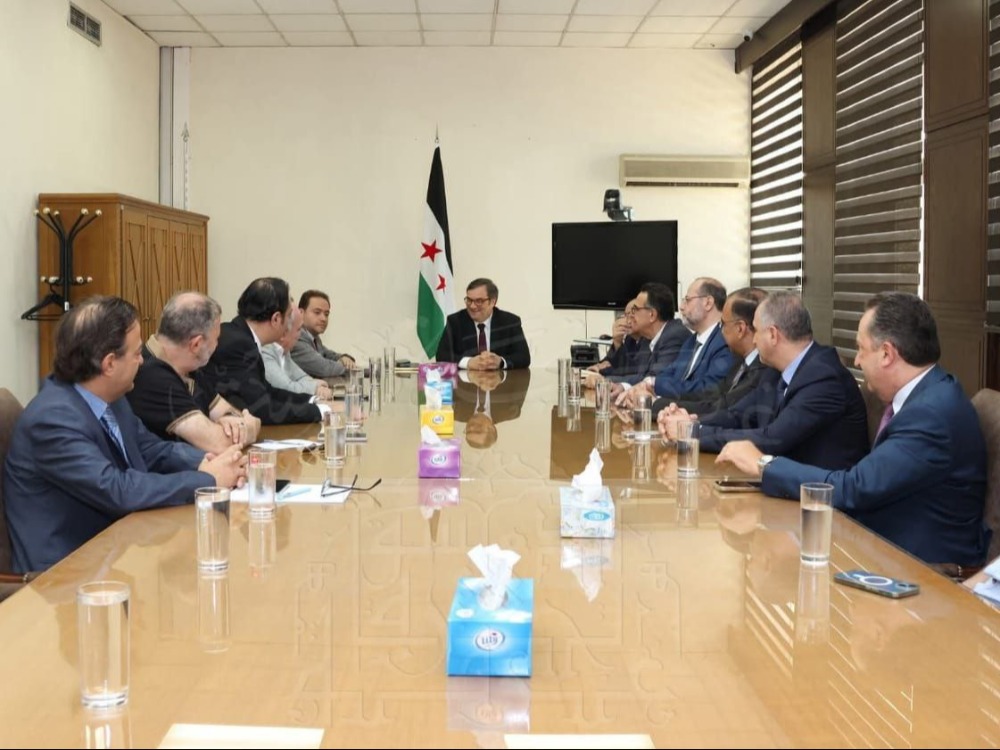 مصرف سوريا المركزي يبحث مع غرفة تجارة دمشق سبل تطوير القطاعين المصرفي والتجاري