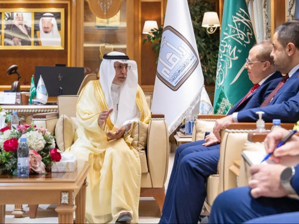 جامعة الإمام محمد بن سعود الإسلامية تعلن استعدادها بناء شراكات مع الجامعات السورية