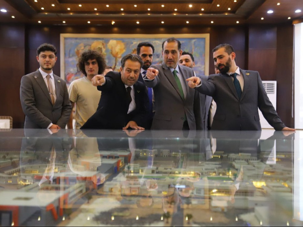 في أول نشاط دبلوماسي له..السفير الأردني يزور معرض دمشق الدولي