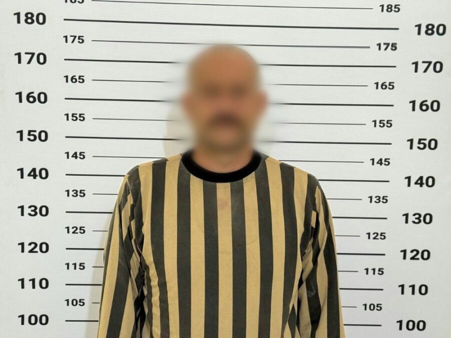 اللاذقية.. القبض على عصابة مسلحة تضم متورط بتجنيد عناصر لفلول النظام البائد