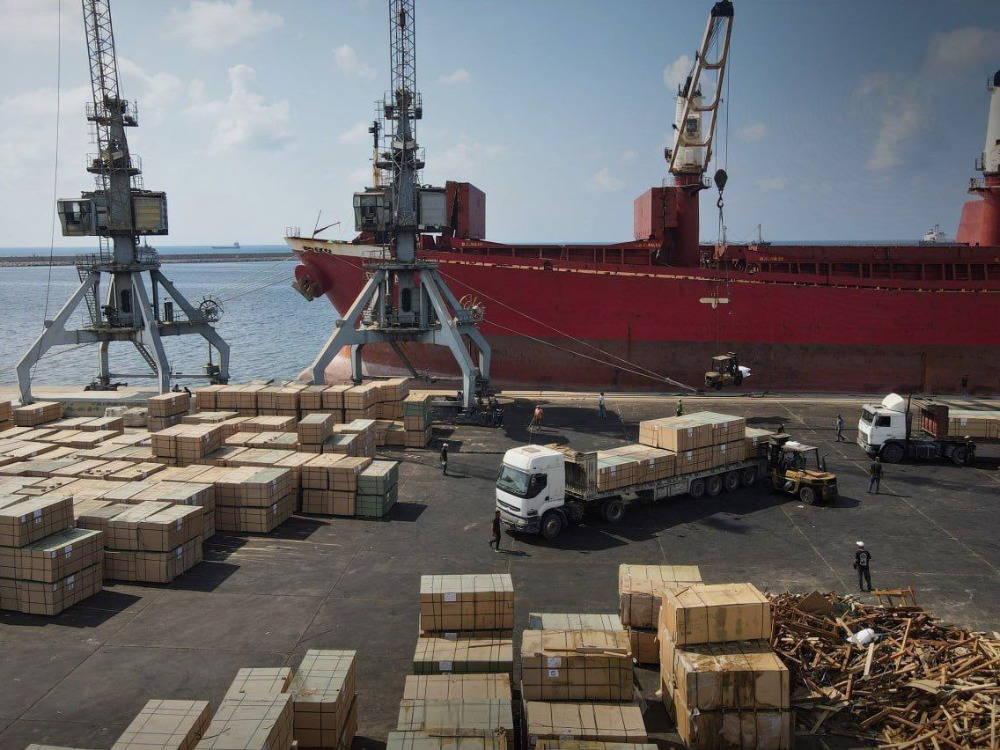 مرفأ اللاذقية يسجل نمواً كبيراً في حركة الاستيراد والتصدير خلال العام الجاري