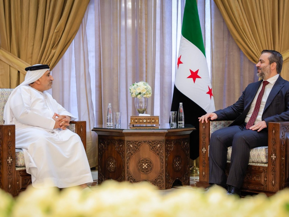 الشيباني يتسلم دعوة للمشاركة في منتدى صير بني ياس في الإمارات