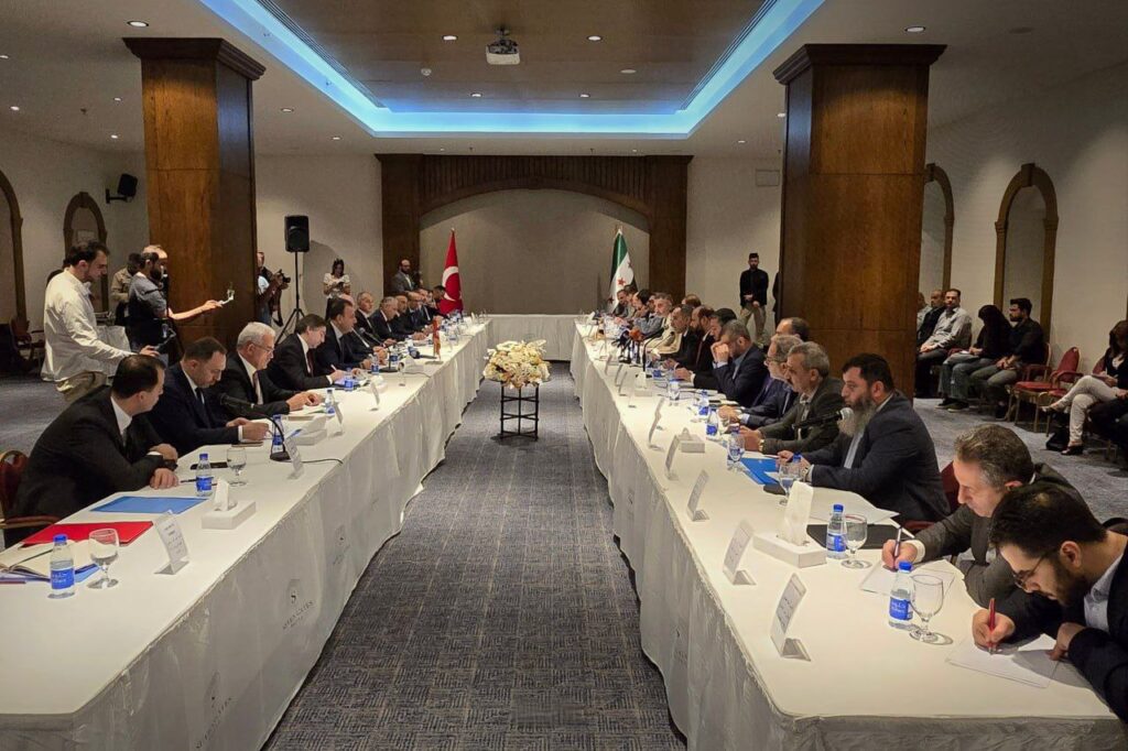 وزير الزراعة يجتمع مع نظيره التركي في العاصمة دمشق لتعزيز التعاون الزراعي