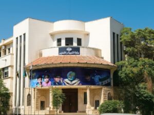 لدمجهم في العملية التعليمية.. تسهيل إجراءات تسجيل الطلاب العائدين من الخارج شرطياً