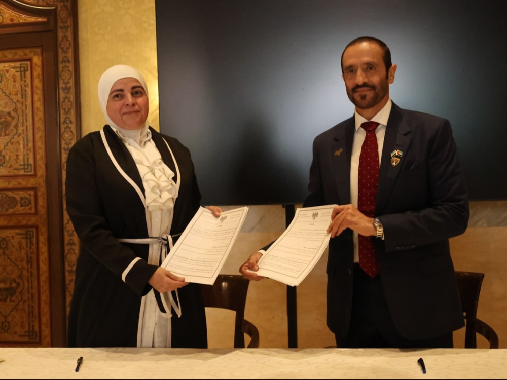 بقيمة 2.5 مليون دولار.. وزارة الشؤون الاجتماعية توقع مذكرة تفاهم مع مجموعة الحبتور الإماراتية 