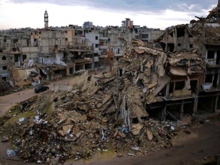 وزير الأشغال: ملف العشوائيات والمناطق المدمرة أولوية ونعمل على إنشاء 100 ألف مسكن