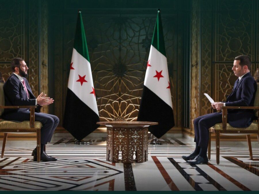 الرئيس الشرع: سقف الحرية واسع في سوريا وأقرأ من ينتقدني