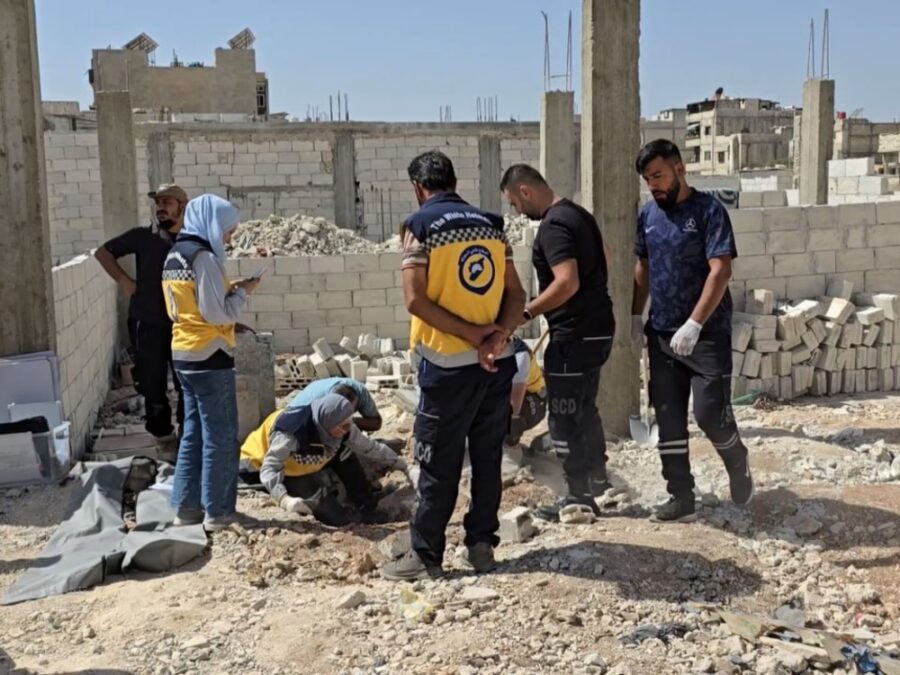 حمص.. العثور على رفات وبقايا عظام في حي الرفاعي بكرم الزيتون