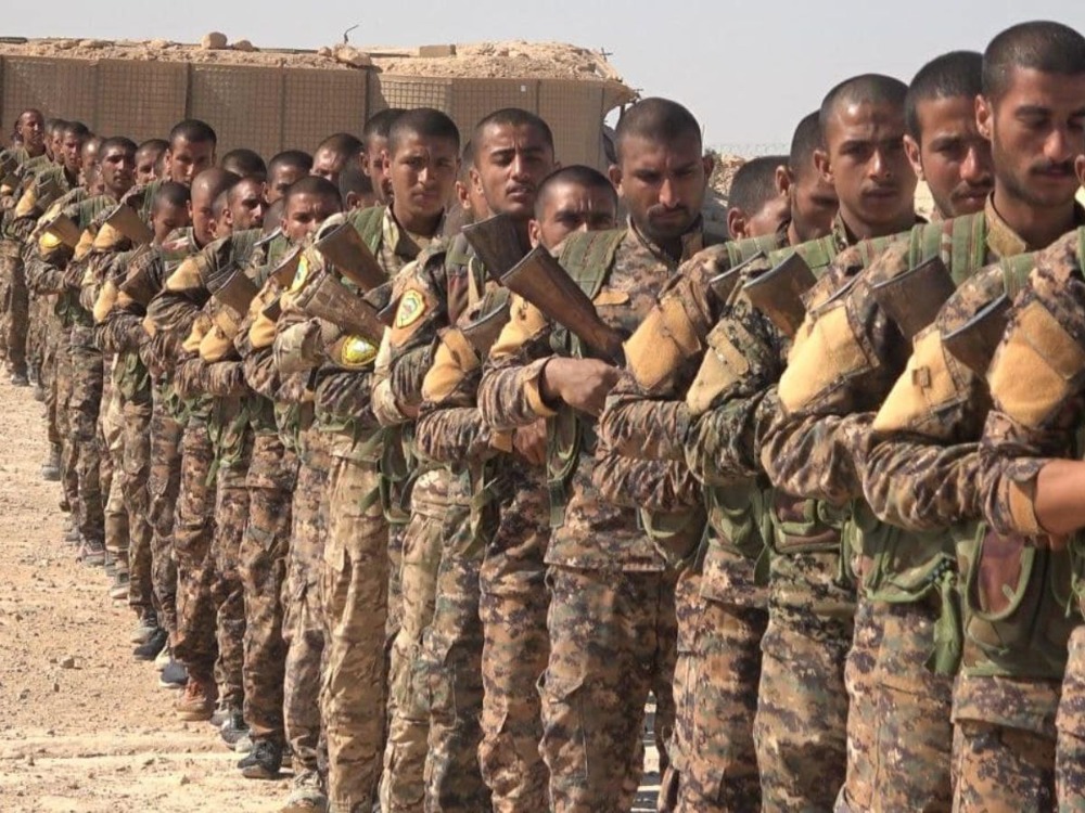 الرقة.. قوات قسد تنفّذ حملة تجنيد إجباري تطال عشرات الشبان في المدينة