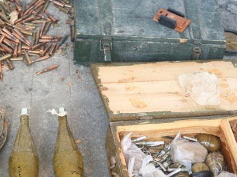 مصدر أمني: الأمن الداخلي ضبط كمية كبيرة من الأسلحة والذخائر في بانياس