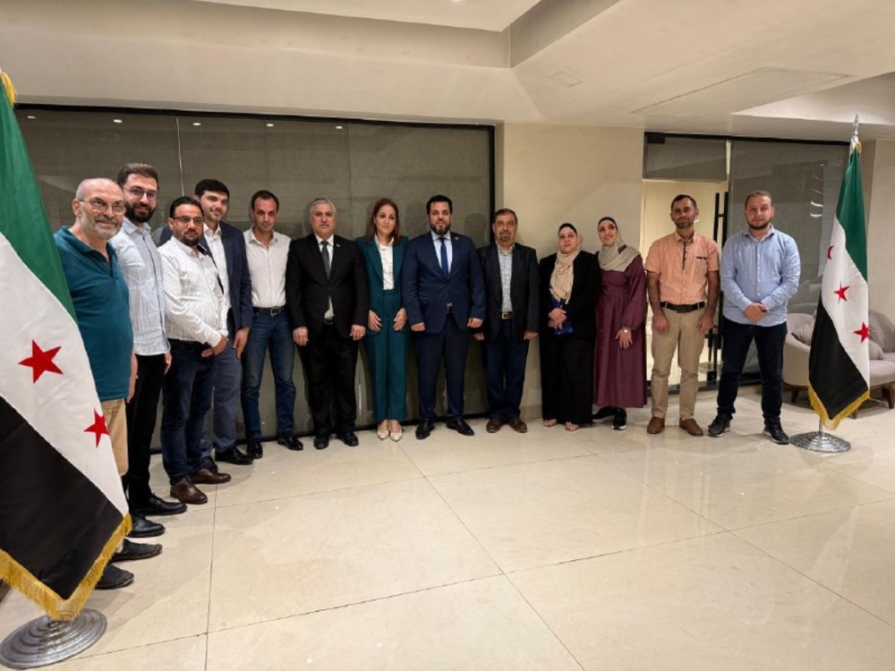 اللجنة العليا للانتخابات تتفاهم مع منظمات مدنية لتنفيذ برامج تدريبية