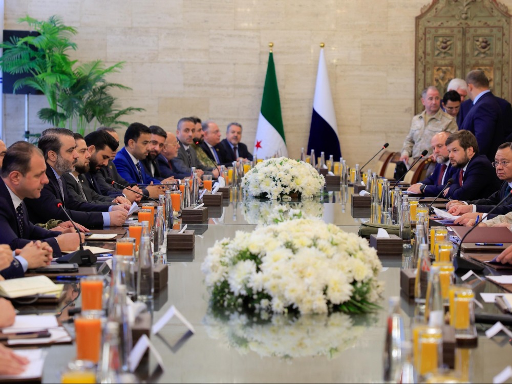 الشيباني يرحب بالتعاون مع روسيا ويؤكد رفض أي وجود أجنبي لا يخدم السوريين