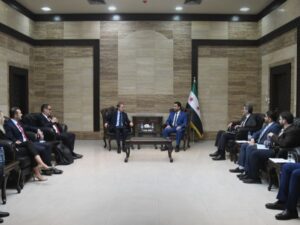 وزير الصحة مصعب العلي يلتقي مع القائم بأعمال السفارة الفرنسية في دمشق