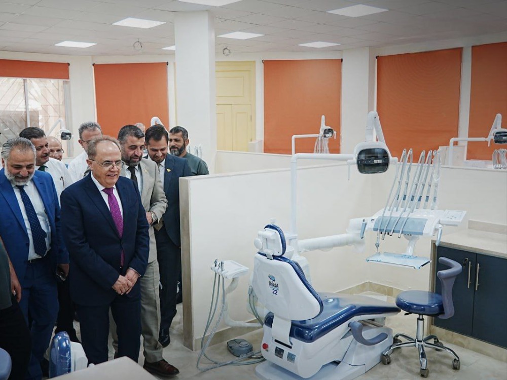 وزير التعليم العالي يفتتح عيادة جديدة في كلية طب الأسنان بجامعة دمشق