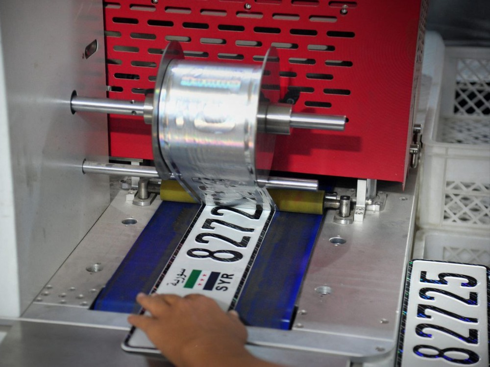 وفق معايير دولية... وزارة النقل تطلق لوحات سيارات موحدة في سوريا