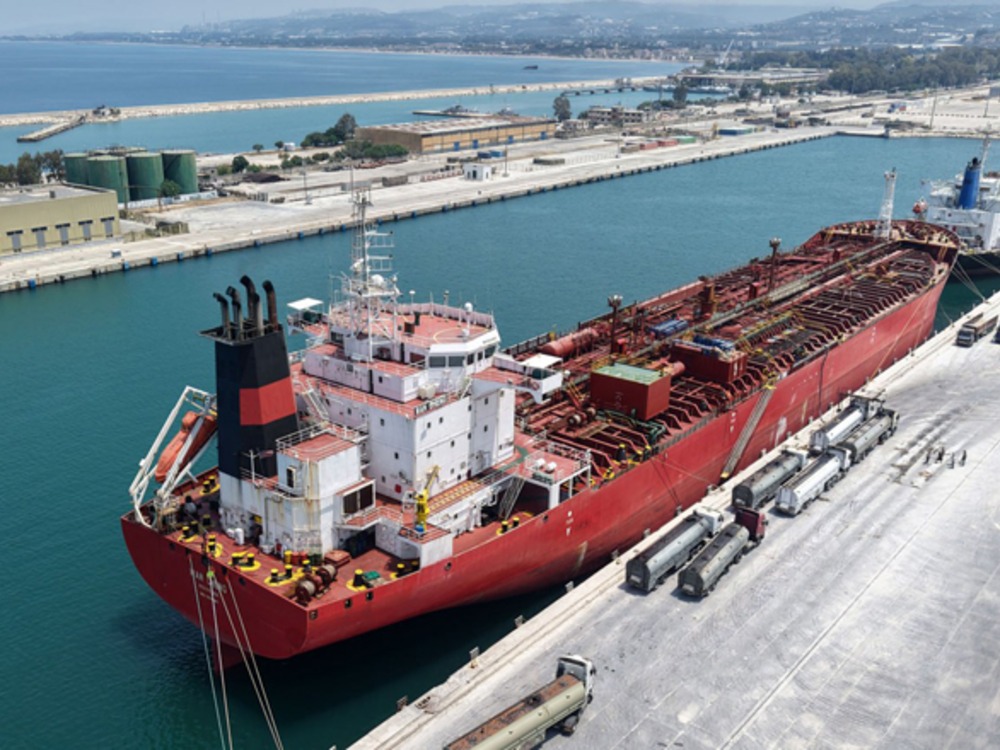 وصول باخرتي قمح إلى مرفأي اللاذقية وطرطوس