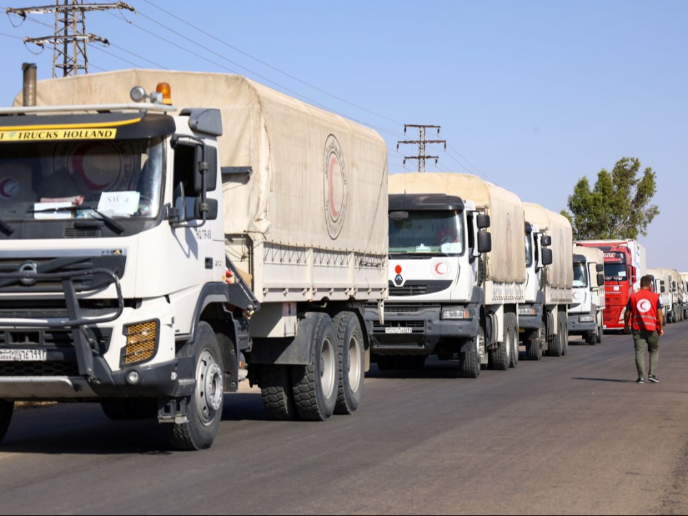الهلال الأحمر يلعن إيصال 250 طن من الطحين إلى السويداء