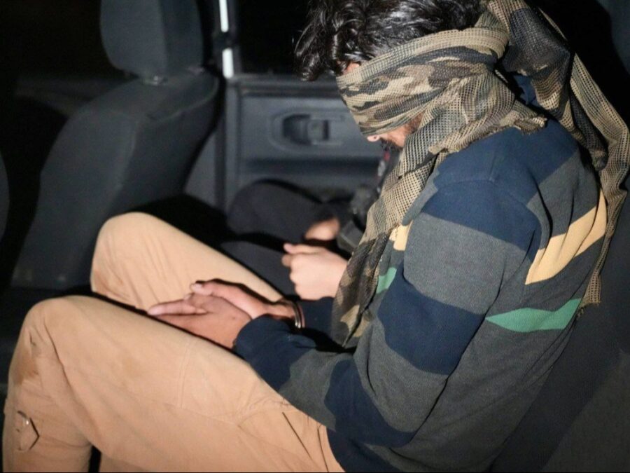 الأمن الداخلي يلقي القبض على تاجر مخدرات احتجز طفلاً بريف دير الزور