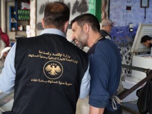 تجارة إدلب تكثف جولاتها الرقابية لضبط الأسواق وحماية المستهلك