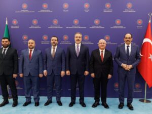 فيدان: الإدارة السورية تمتلك العزيمة للتغلب على التحديات التي تواجهها