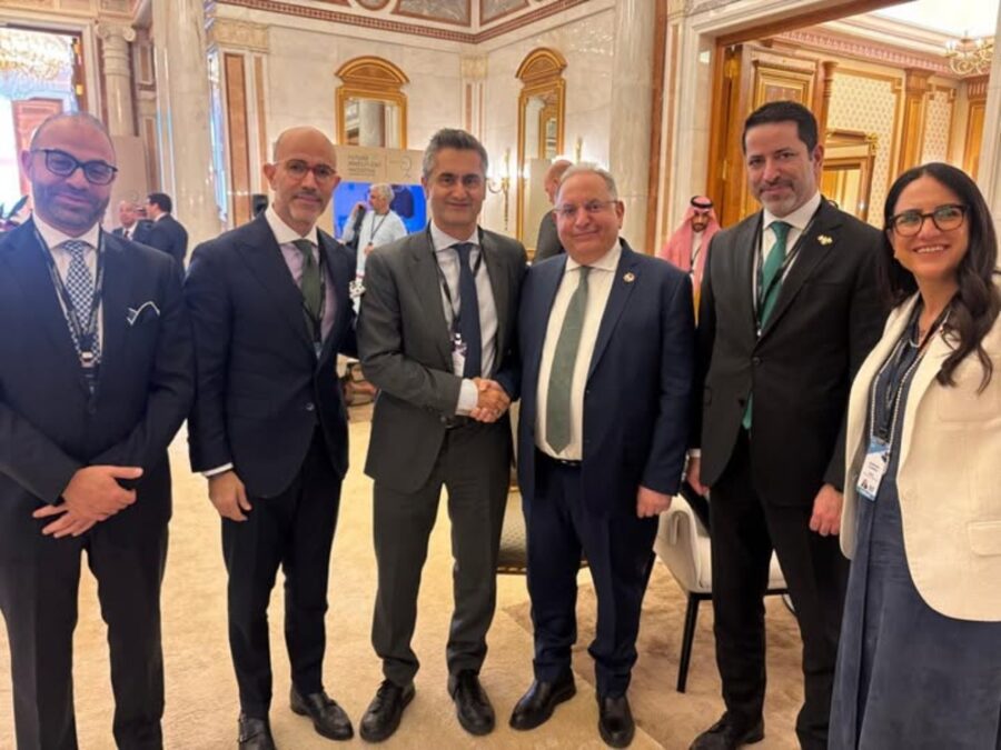 وزير المالية: شركة فيزا العالمية متحمسة للعمل في سوريا وتسعى لتسريع خطواتها