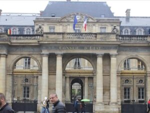 فرنسا تصدر مذكرة توقيف ثالثة بحق الهارب بشار الأسد