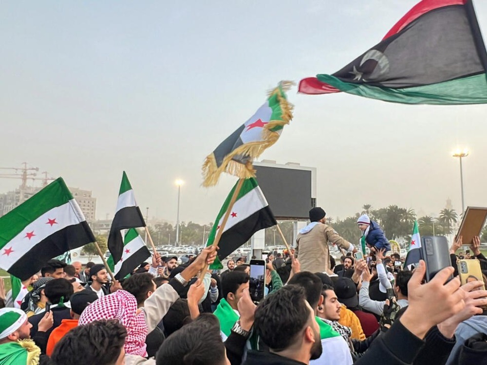 الوفد التقني لوزارة الخارجية يباشر تقديم خدمات للجالية السورية في ليبيا