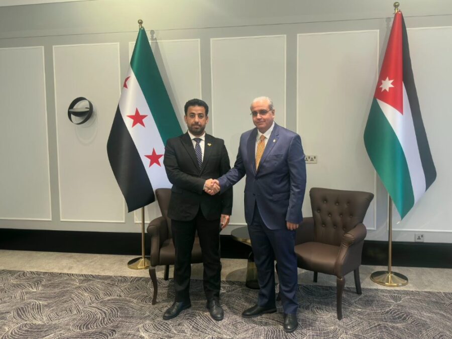 وزير الصحة يلتقي نظيره الأردني على هامش أعمال مؤتمر وزراء الصحة في منظمة التعاون الإسلامي