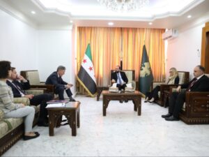 وزير الإعلام يبحث مع ممثل الاتحاد الأوروبي سبل تعزيز التعاون الإعلامي