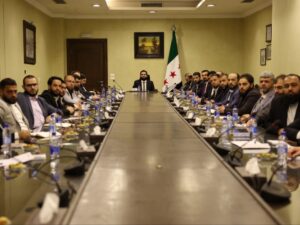 وزير الداخلية يلتقي قائد ومديري مديريات الأمن في ريف دمشق لتعزيز الفعالية الأمنية