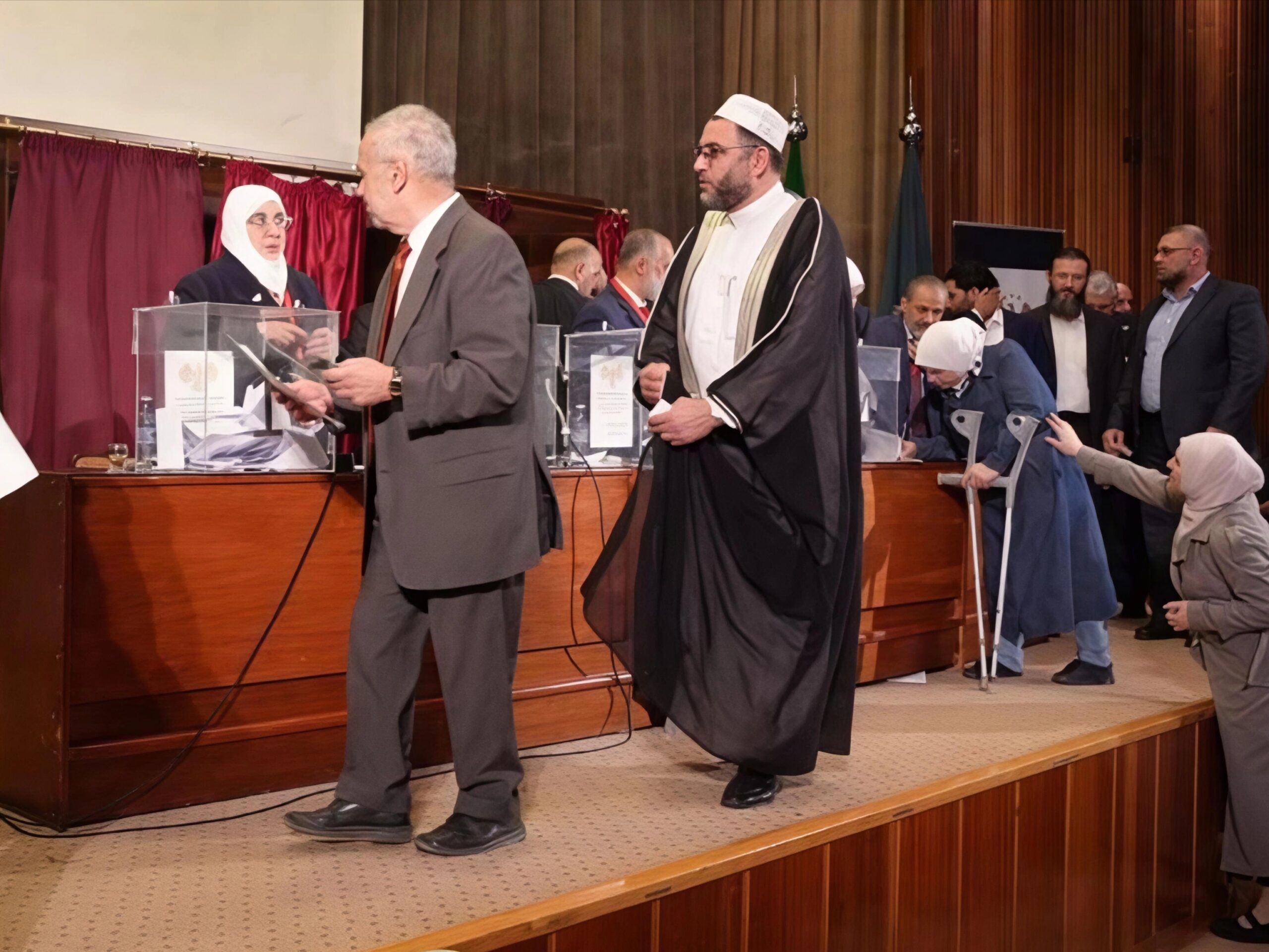 جرت بانسيابية وشفافية.. محافظة دمشق تعلن انتهاء العملية الانتخابية لمجلس الشعب