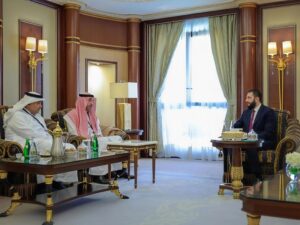 الرئيس الشرع يلتقي برئيسي مجلس إدارة البنك السعودي الفرنسي ومصرف الإنماء لتعزيز التعاون المالي