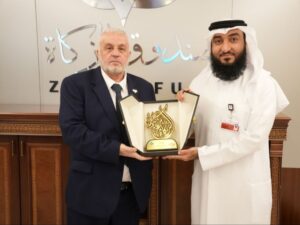 وزير الأوقاف يبحث التعاون مع إدارة شؤون الزكاة القطرية ويلتقي أبناء الجالية السورية