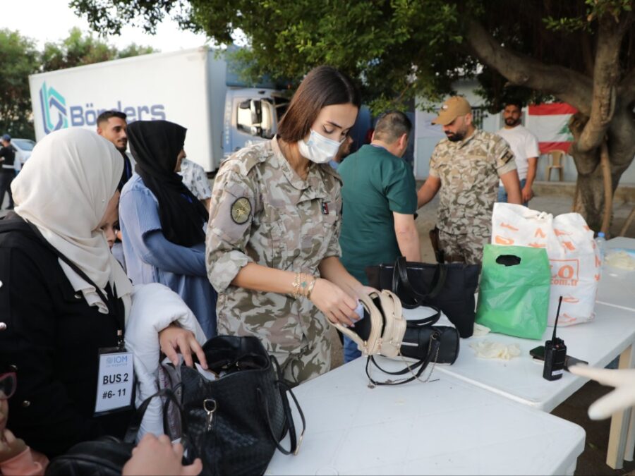 الأمن العام اللبناني ينظم عودة دفعة جديدة من اللاجئين إلى سوريا