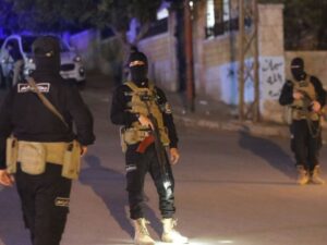 استشهاد شخصين وإصابة 5 آخرين برصاص مجهولين في ريف إدلب